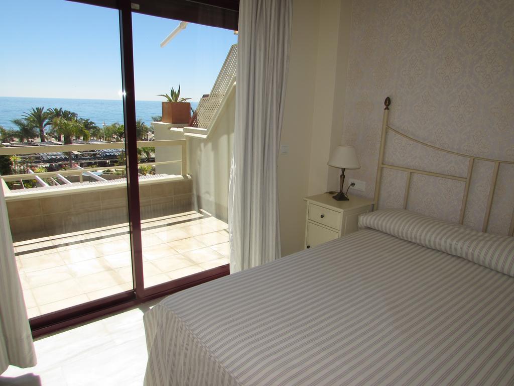 Home4Holidays Nerja Room photo