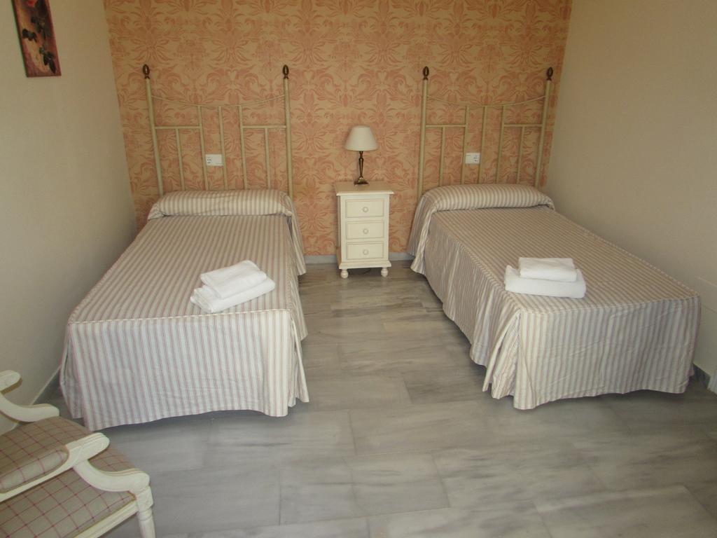 Home4Holidays Nerja Room photo