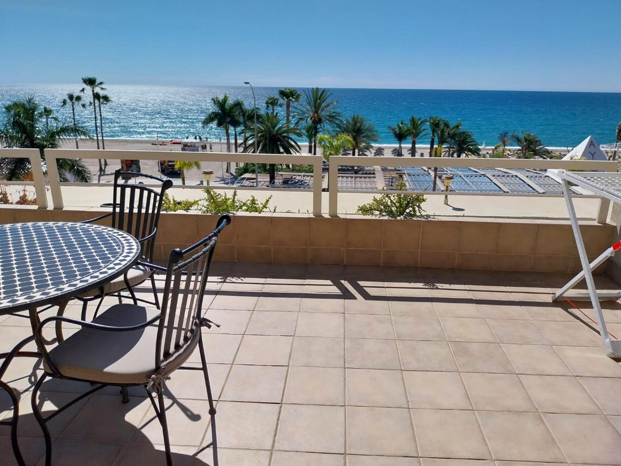 Home4Holidays Nerja Exterior photo